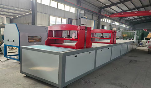 拉擠成型設備的技術解析與應用發展